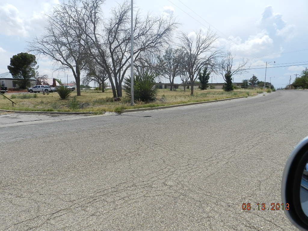 Stephen & Sue Lau Building: 1 Spring Dr, Fort Stockton, TX 79735